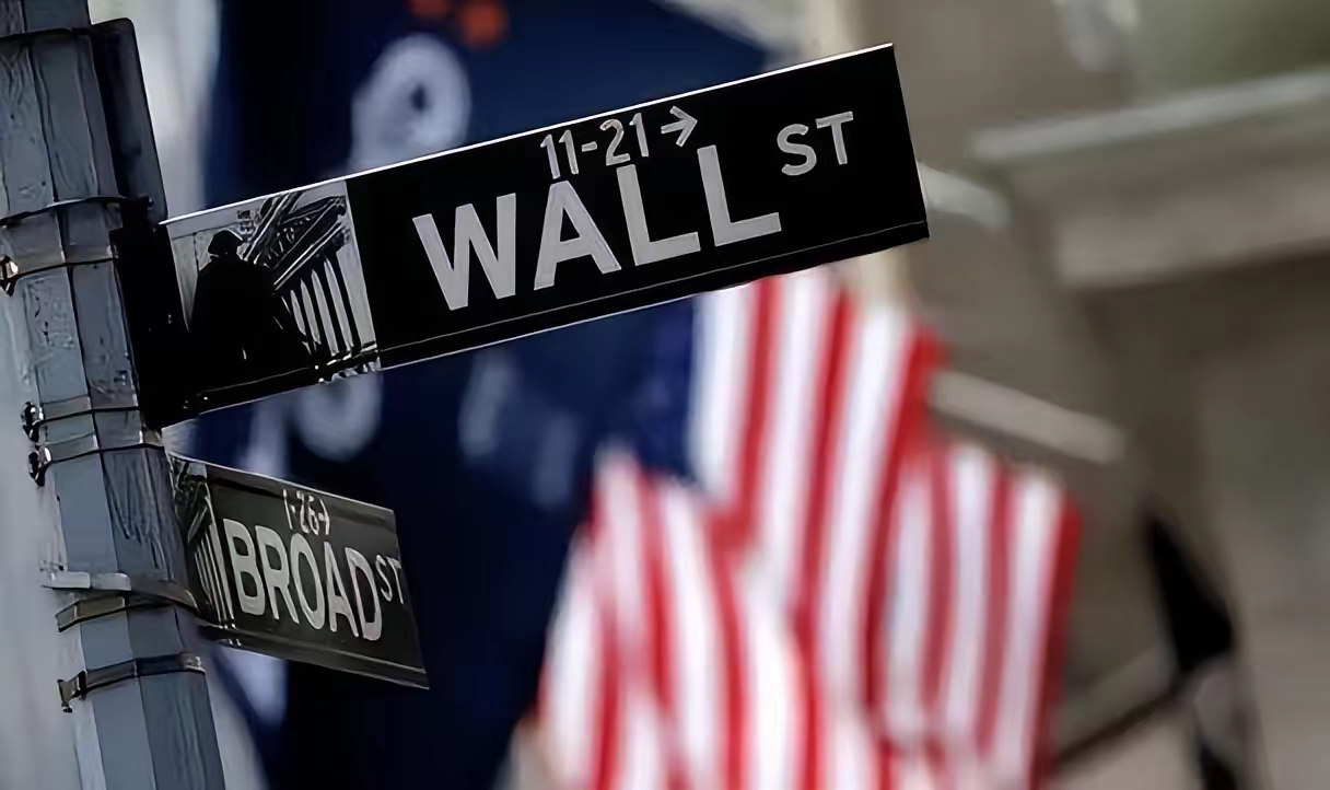 美国消费者信心指数上涨　高物价成为沉重负担