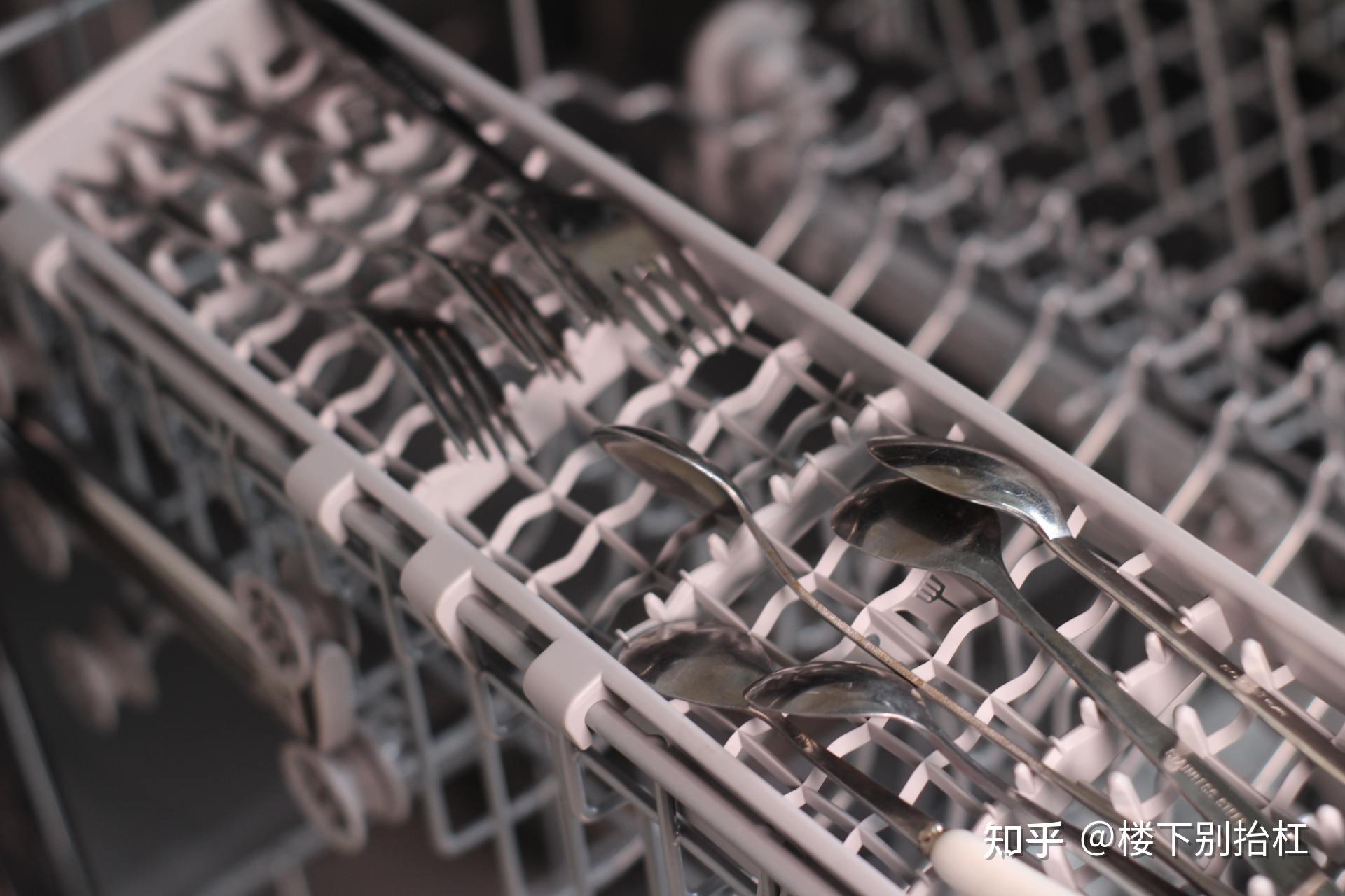 老板电器获得发明专利授权：“一种喷臂以及洗碗机”