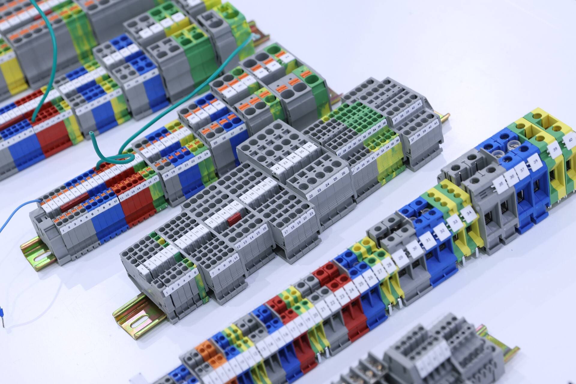 工业线束行业发展现状及未来趋势分析2026_人保伴您前行,人保服务