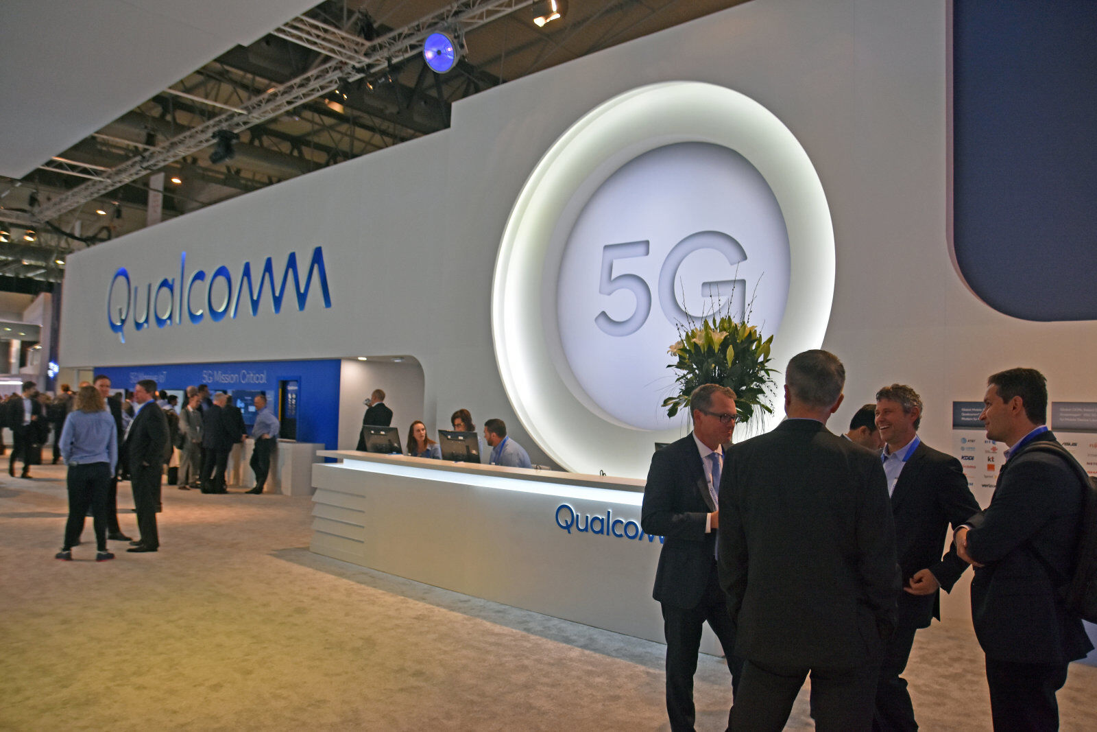 太平鸟获得外观设计专利授权：“拉片”