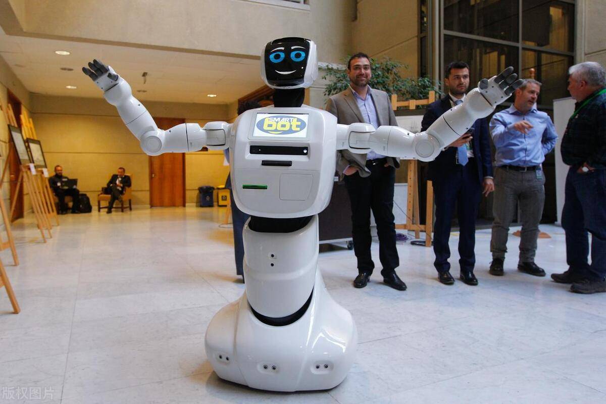 民政科技创新加码 养老服务机器人迎风口