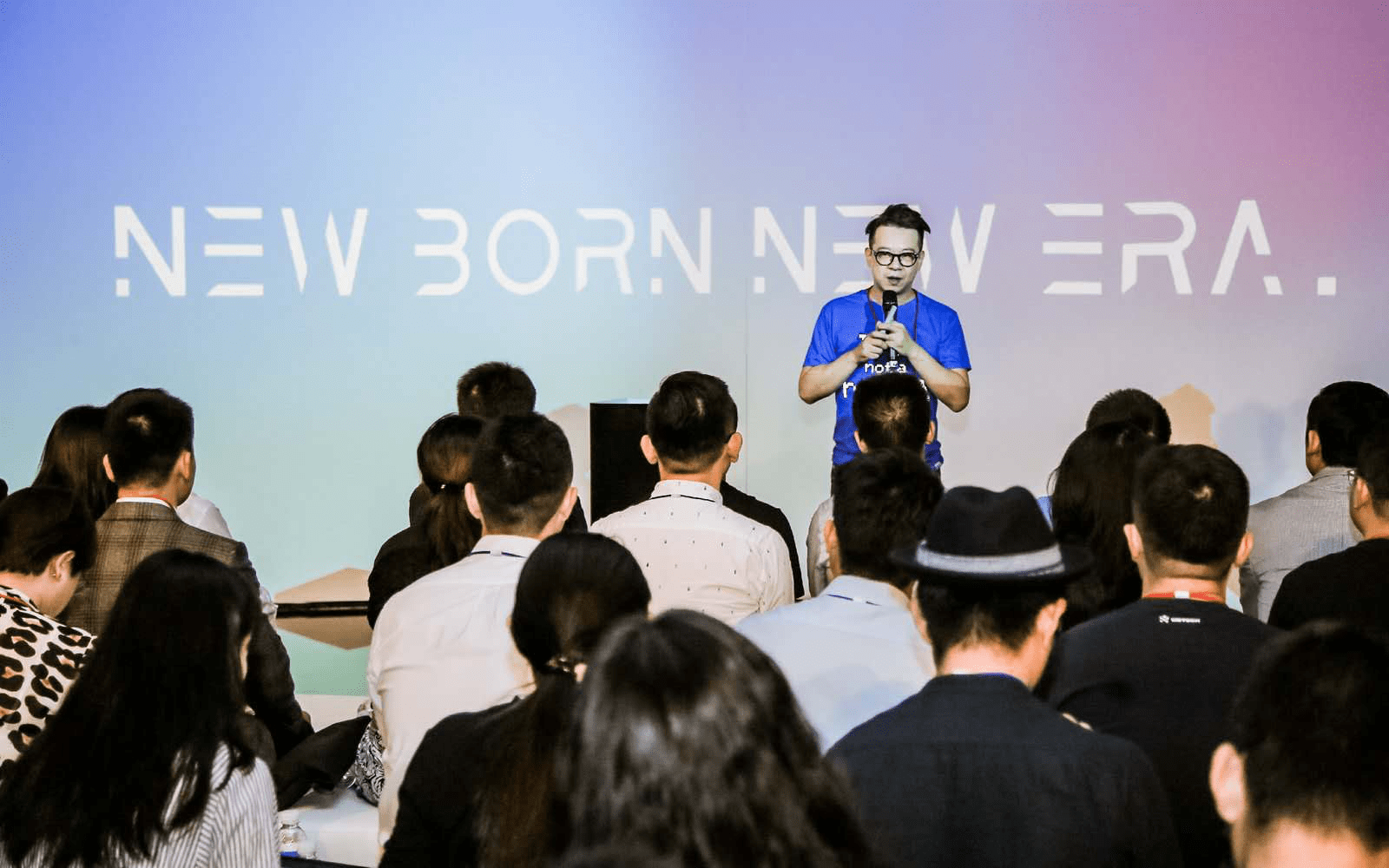 技术狂奔之下，如何避免“人”的缺席