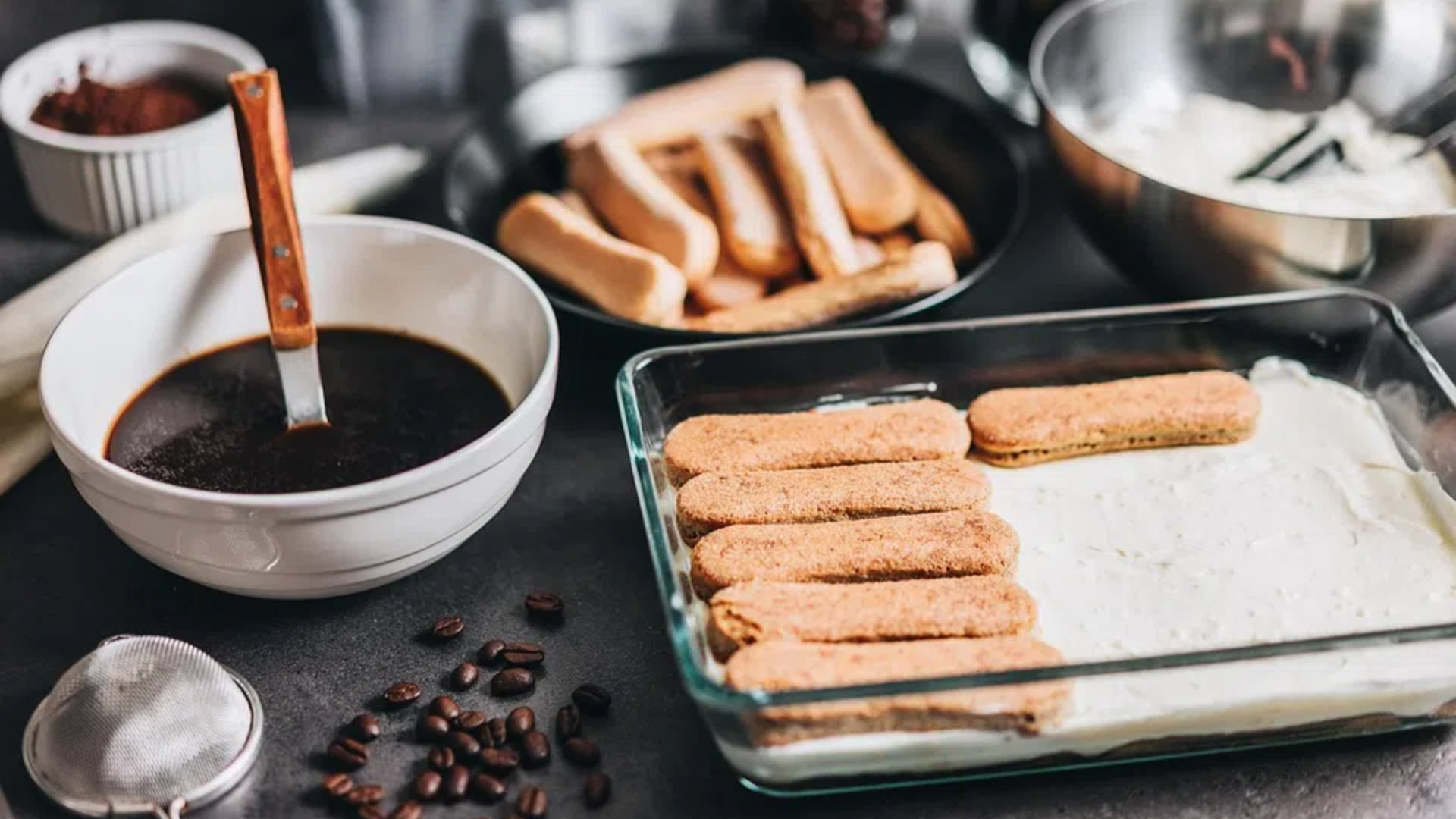 化妆品“唯成分论”乱象 检测屡陷“罗生门”