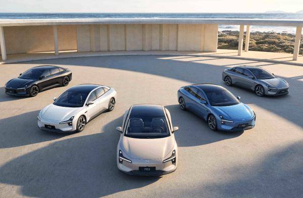 集邦咨询：预估2026年全球AR眼镜出货量将跃升至95万台