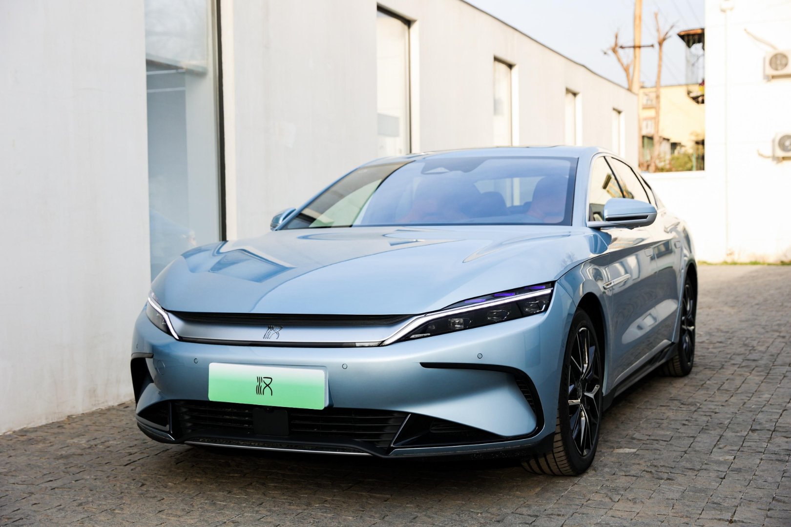 合资车企2025筑底：三条路径暗藏变数