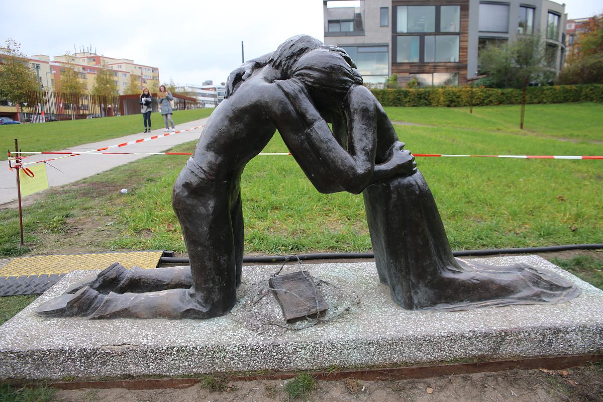 我见过最会破坏关系的行为，它排第一，很多人都做过