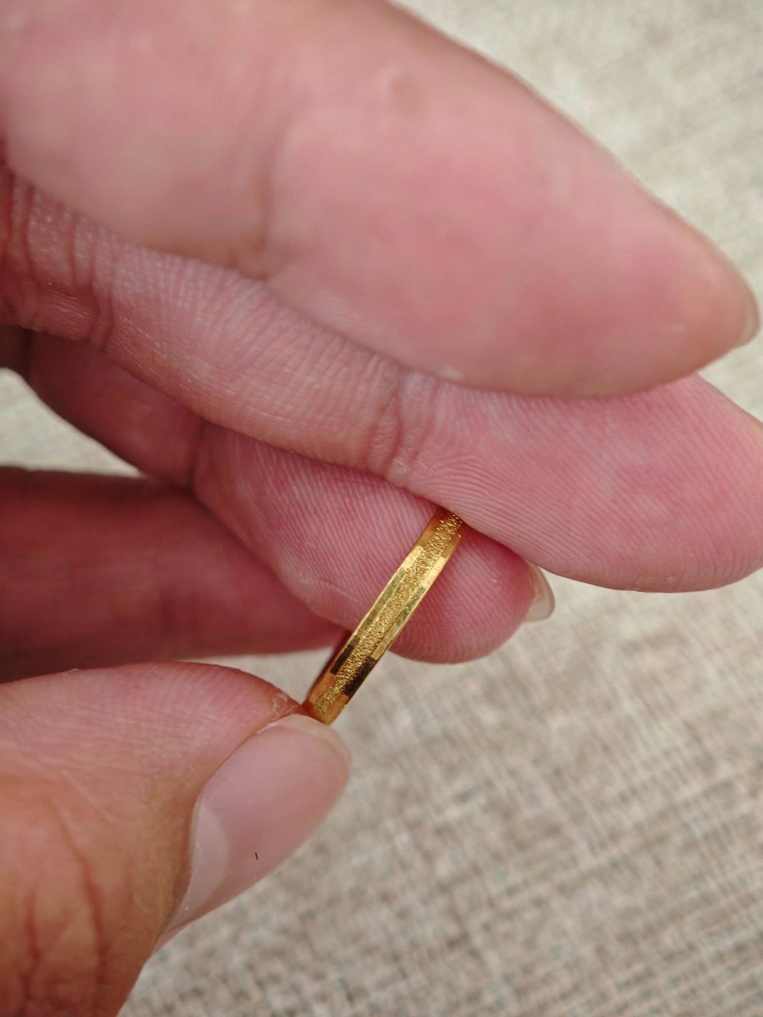 金价闪崩至4500美元 可以抄底了吗？