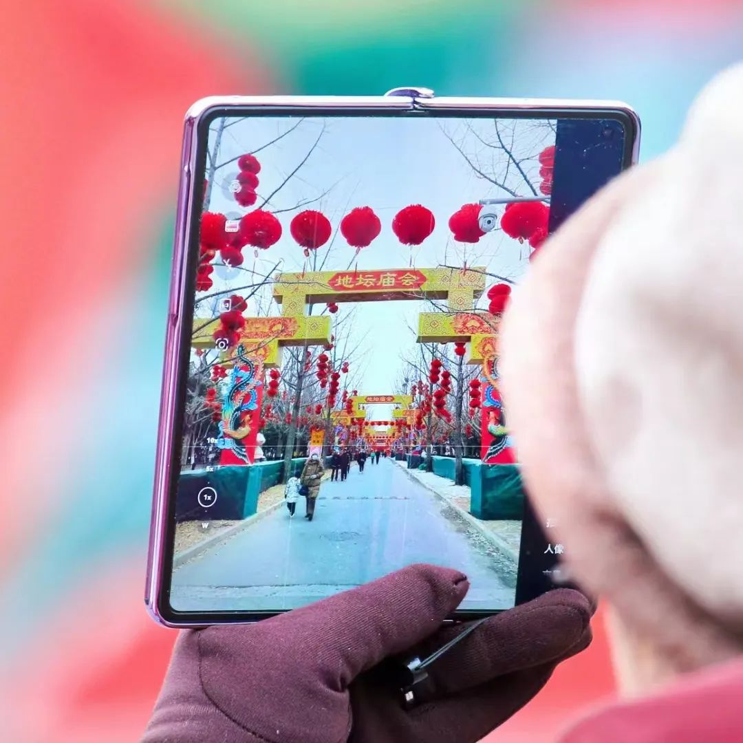 大年初二迎来首轮出游小高峰 美团旅行：广西崇左、江西景德镇、河南开封等小城加速“出圈”