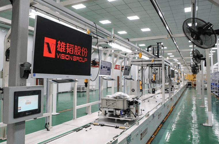 雄韬股份获得实用新型专利授权：“一种UPS锂电池整体运输机柜”