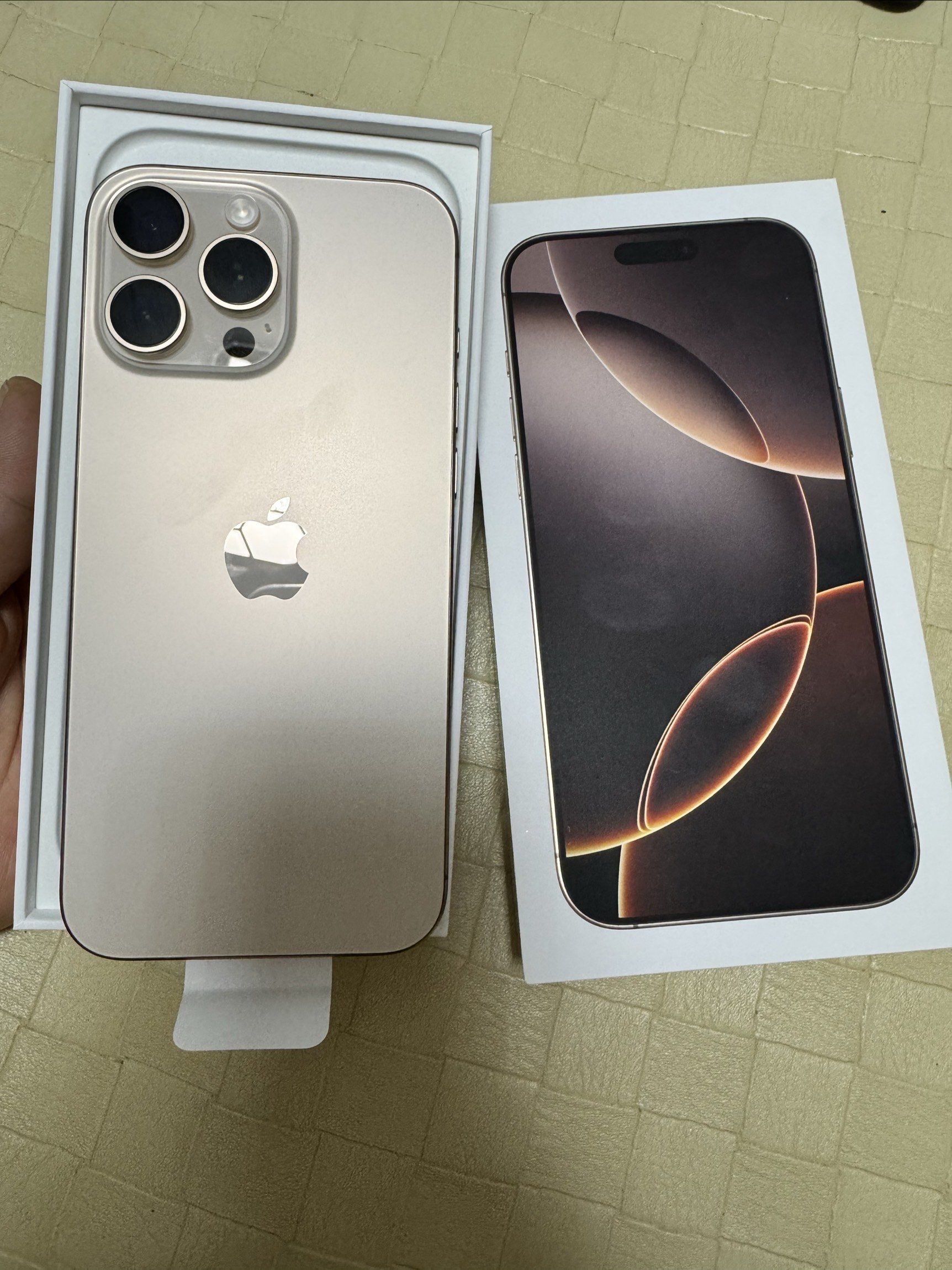 苹果新机发布！4499元起