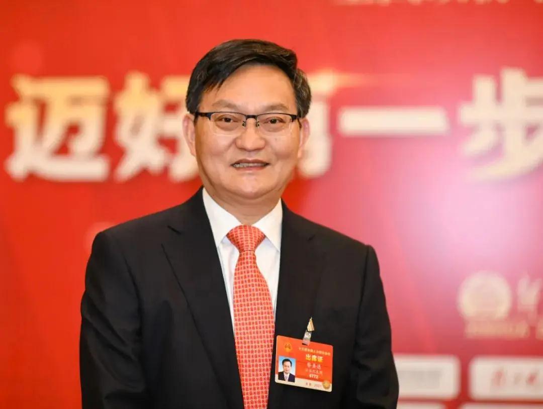 全国人大代表、江苏综艺集团董事长昝圣达：多措并举推动传统制造业民企转型升级