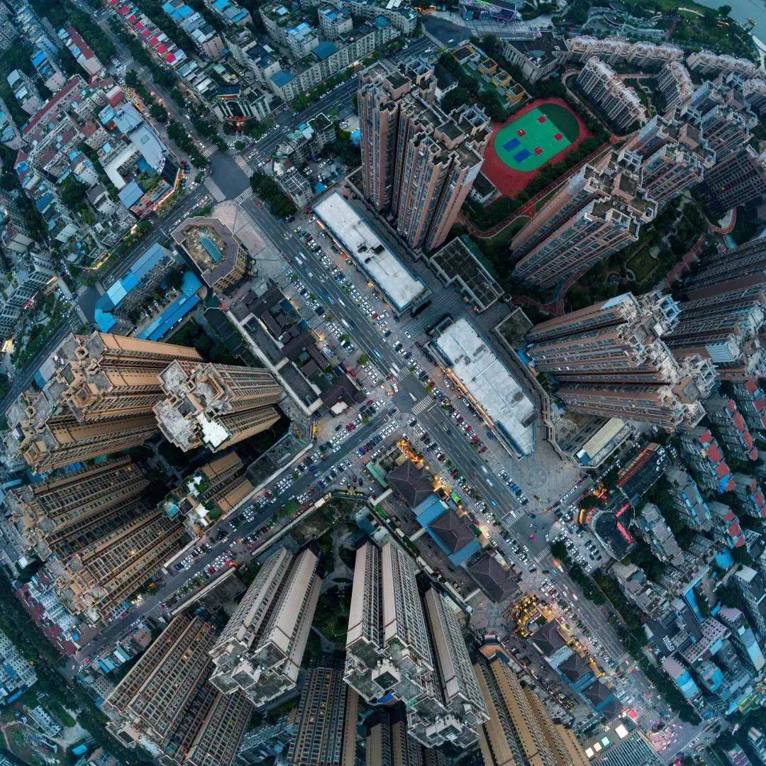 沈丹阳：分领域推进生产型服务业向专业化和价值链高端延伸