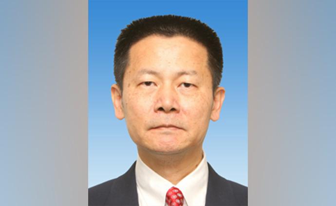 吴清：巩固加强稳市机制建设