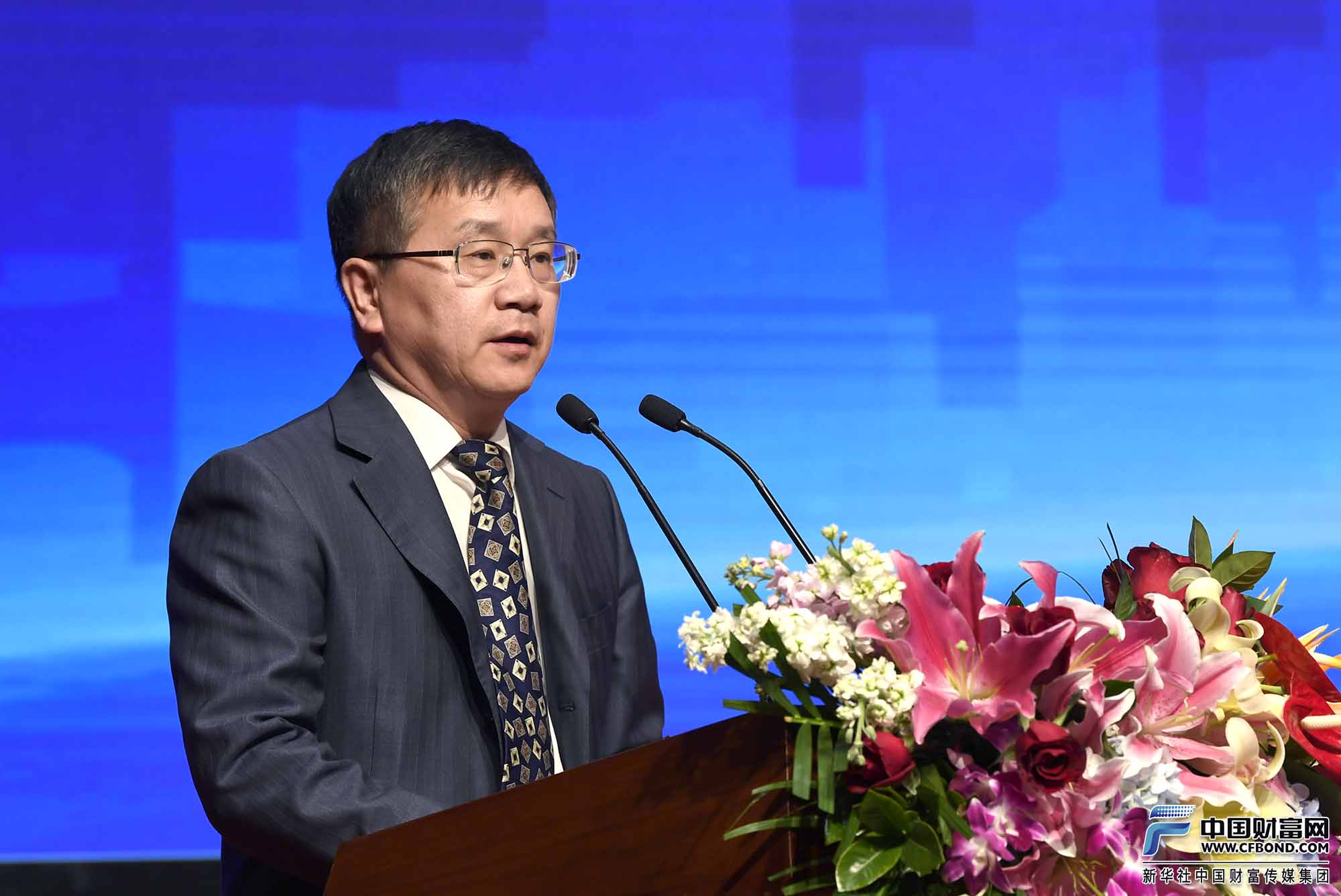 亚通精工披露总额1000万元的对外担保，被担保方为烟台亚通汽车零部件有限公司