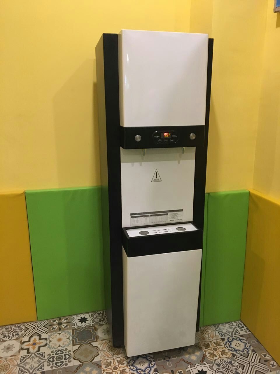 美的集团获得实用新型专利授权：“布水器组件、树脂罐、软水系统以及净饮水机”