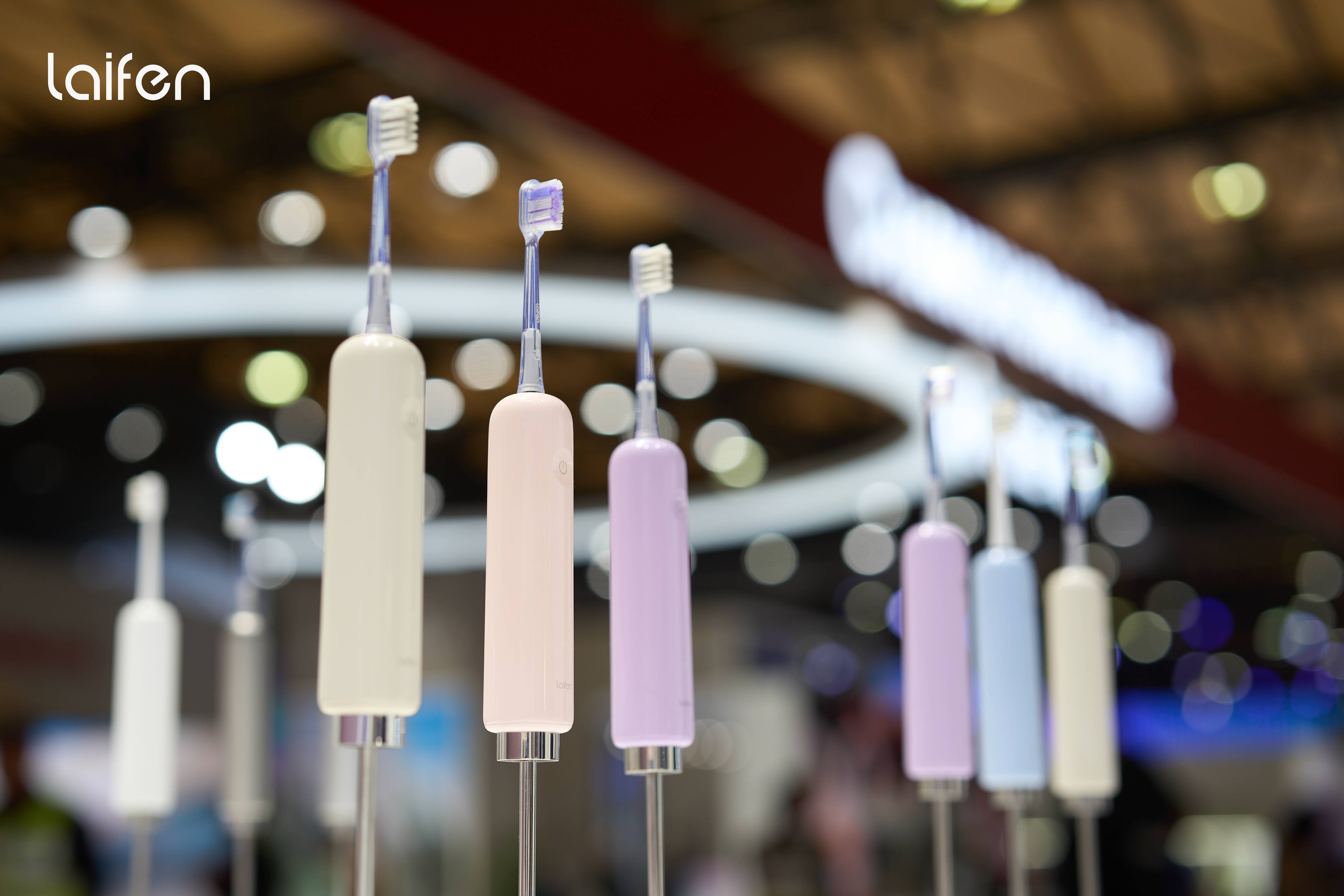 海信世界杯定制产品斩获多项 AWE 艾普兰大奖