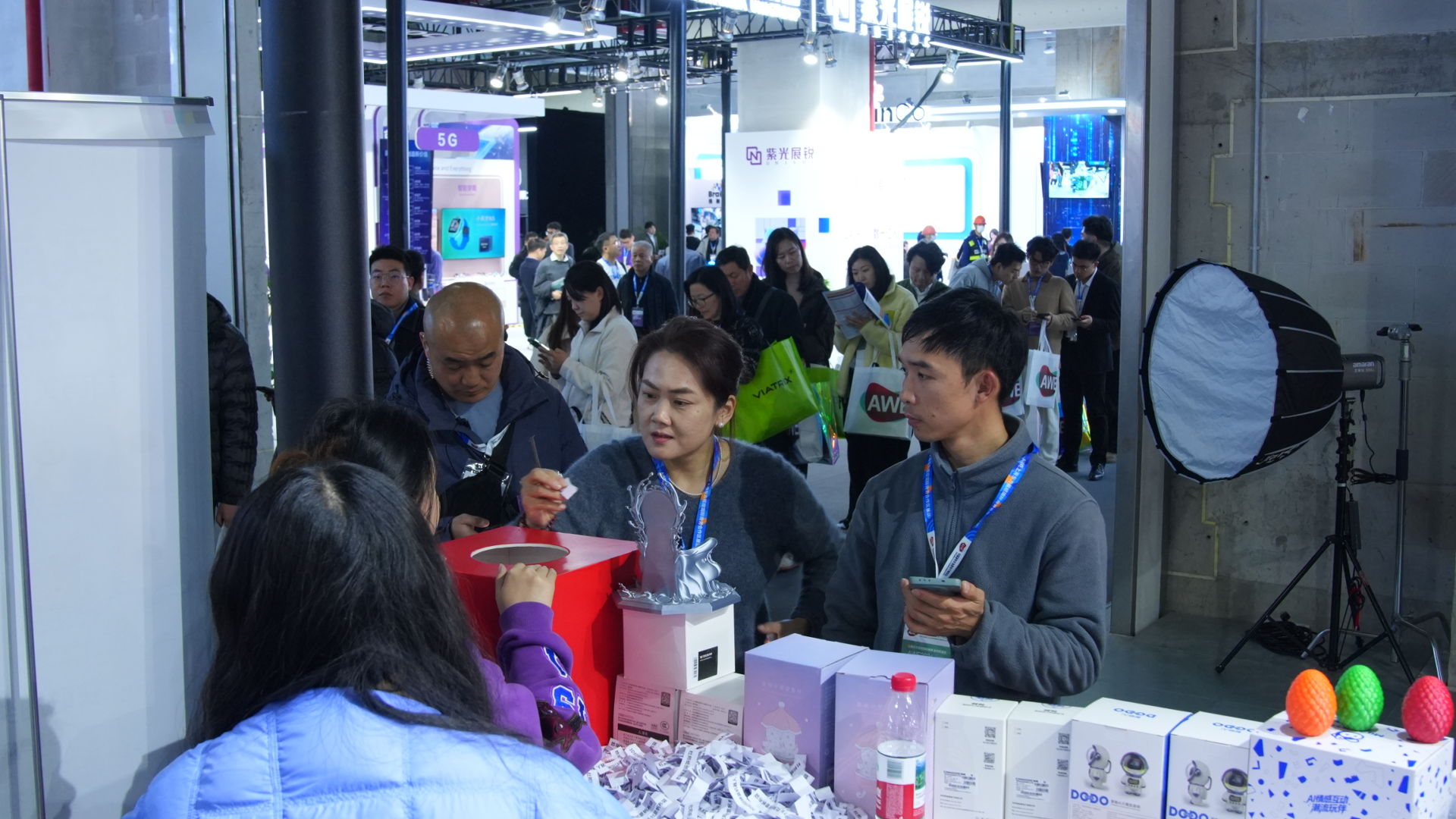 创维全系产品亮相AWE2026 AI科技+绿色生态构建智慧生活