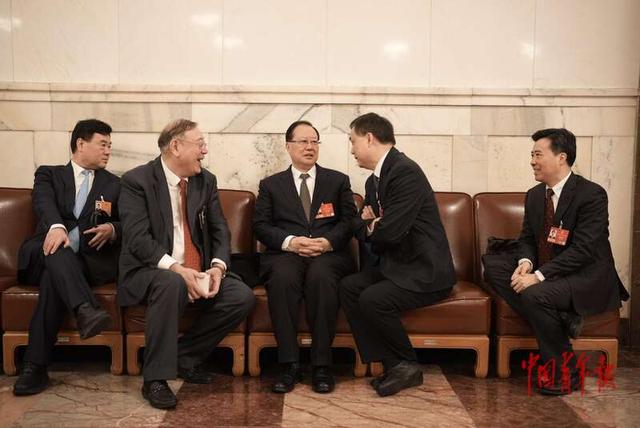 今日看点｜十四届全国人大四次会议上午9时开幕