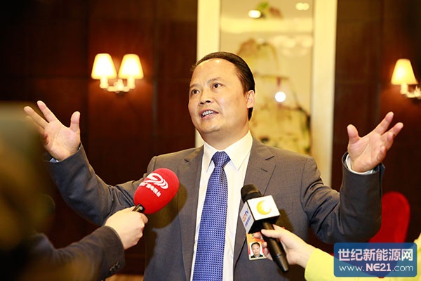 全国人大代表刘汉元：建议优化光伏发电项目相关税收政策