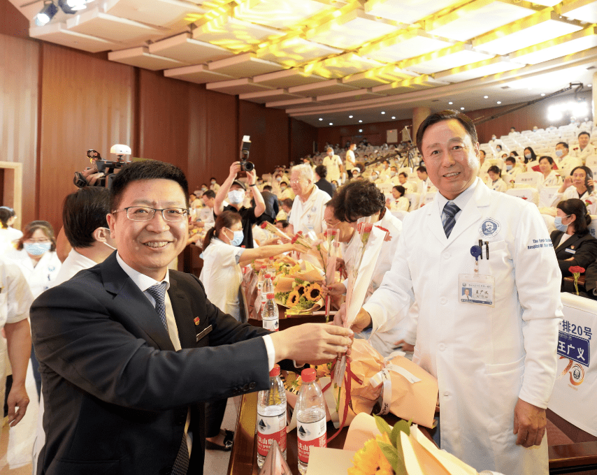 大医晓病｜吉大一院牛俊奇：中国第一大肝病，不只是“肝脏胖了”